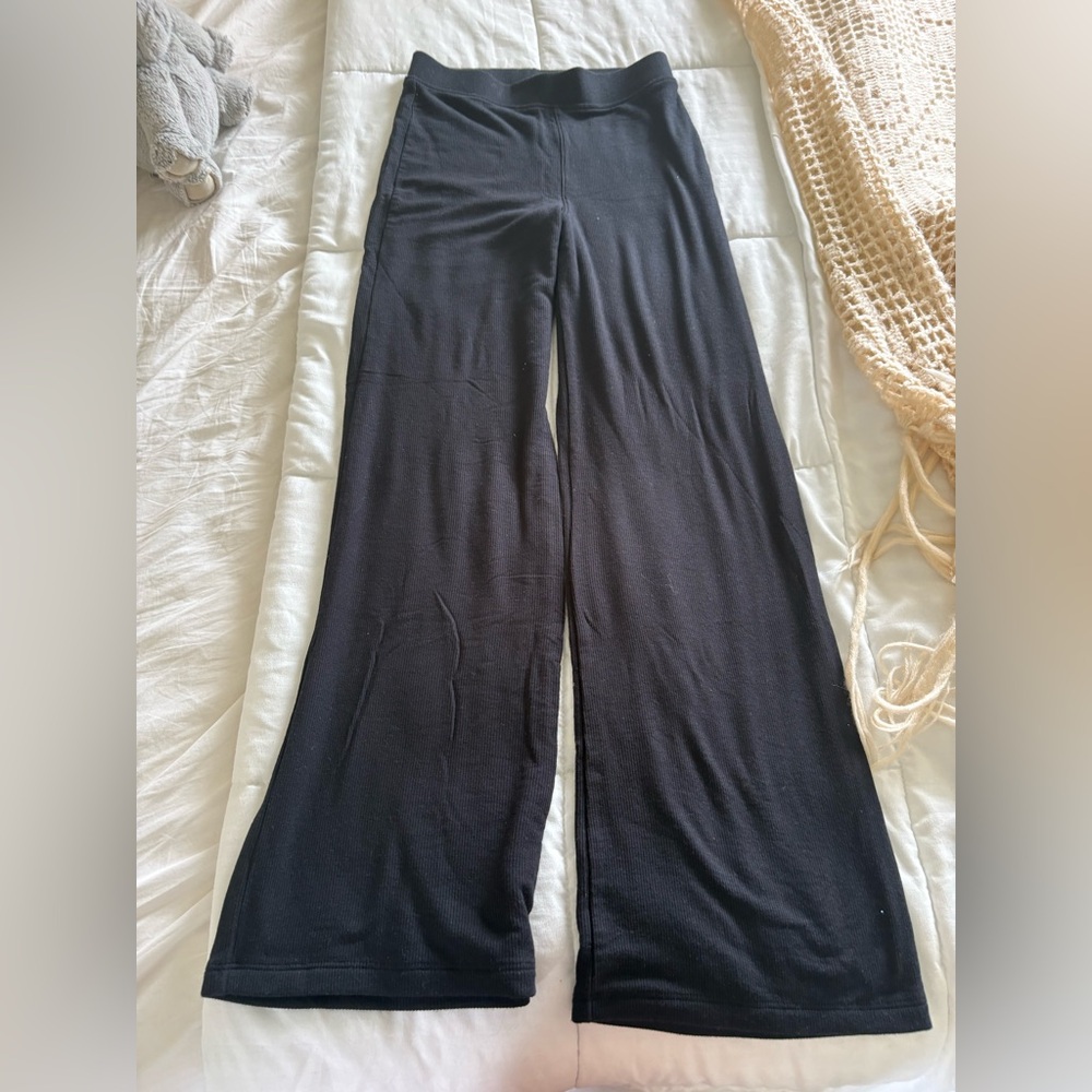 ATM Anthony Thomas Melillo Black Flared Leggings
